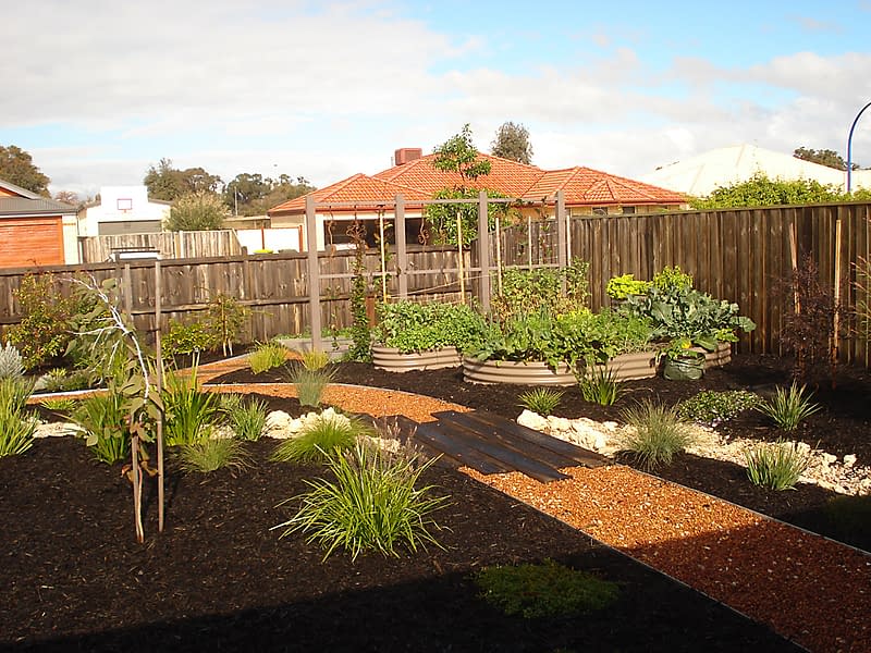 designer_landscape_transformation_with_steel_edging_12 - garden edging | Metal Garden Edging | lawn edging | landscape edging |  garden design